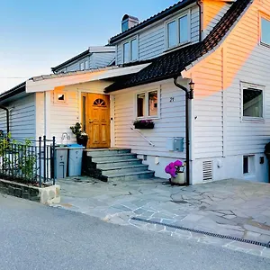 Apartment Feels Like -free Parking -attractive Location, Bergen